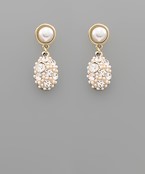  Pearl & Crystal Oval Earrings