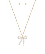  Rice Pearl Ribbon Pendant Necklace
