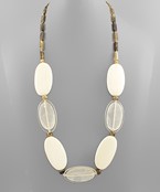  Wood & Resin & Shell Bead Necklace