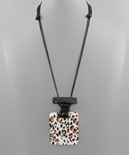  Leapard Pattern Rectangle Necklace