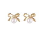  Ribbon & Pearl Studs