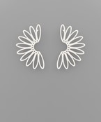  Color Daisy Outline Open Half Earrings