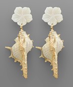  Conch Shell & Flower Dangle Earrings