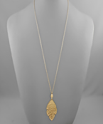  Hammered Feather Pendant Necklace